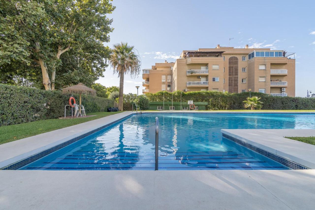 Suite Homes Hesperides Garden Beach Málaga Eksteriør bilde