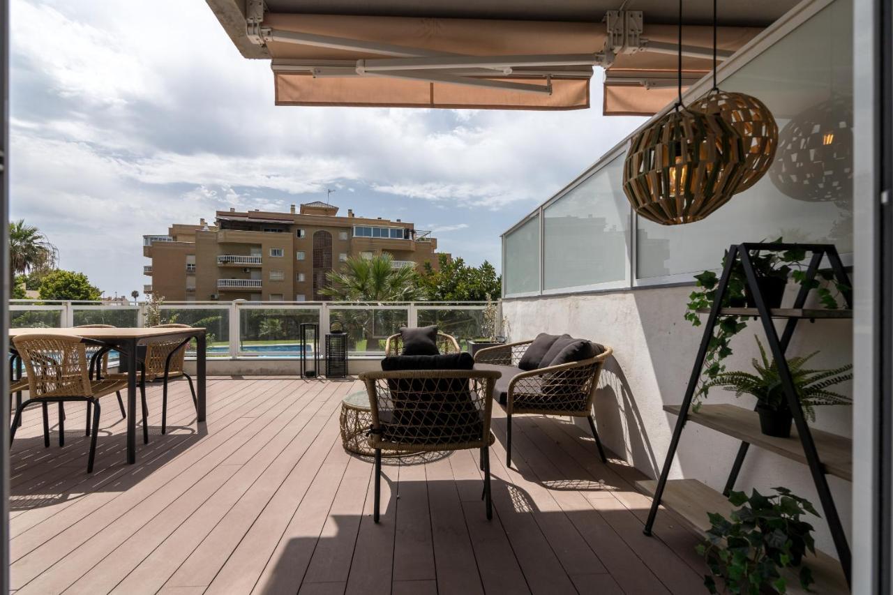 Suite Homes Hesperides Garden Beach Málaga Eksteriør bilde