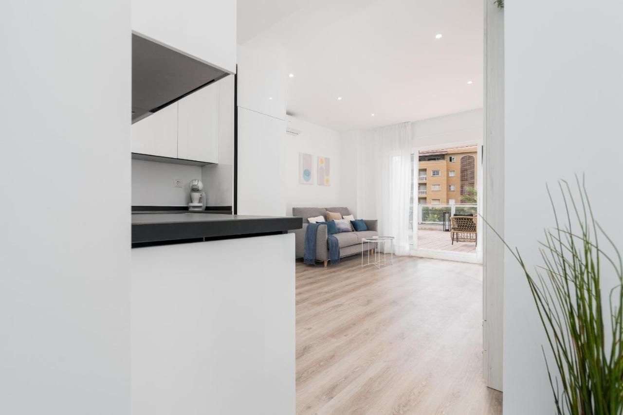 Suite Homes Hesperides Garden Beach Málaga Eksteriør bilde